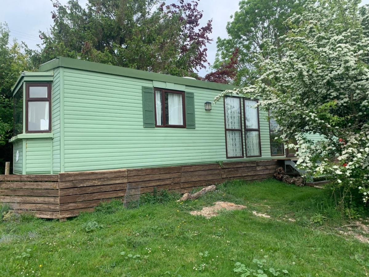 Private Countryside Holiday Cabin 10 Mins From Brighton Екстер'єр фото